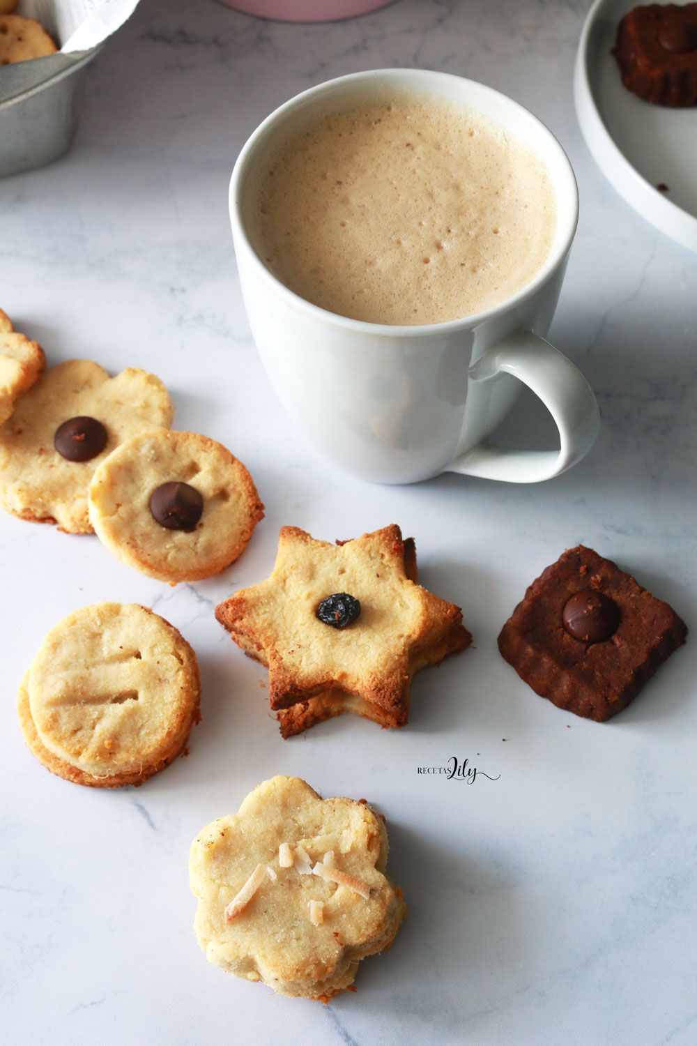 Galletas de mantequilla y galletas de chocolate sin azúcar 